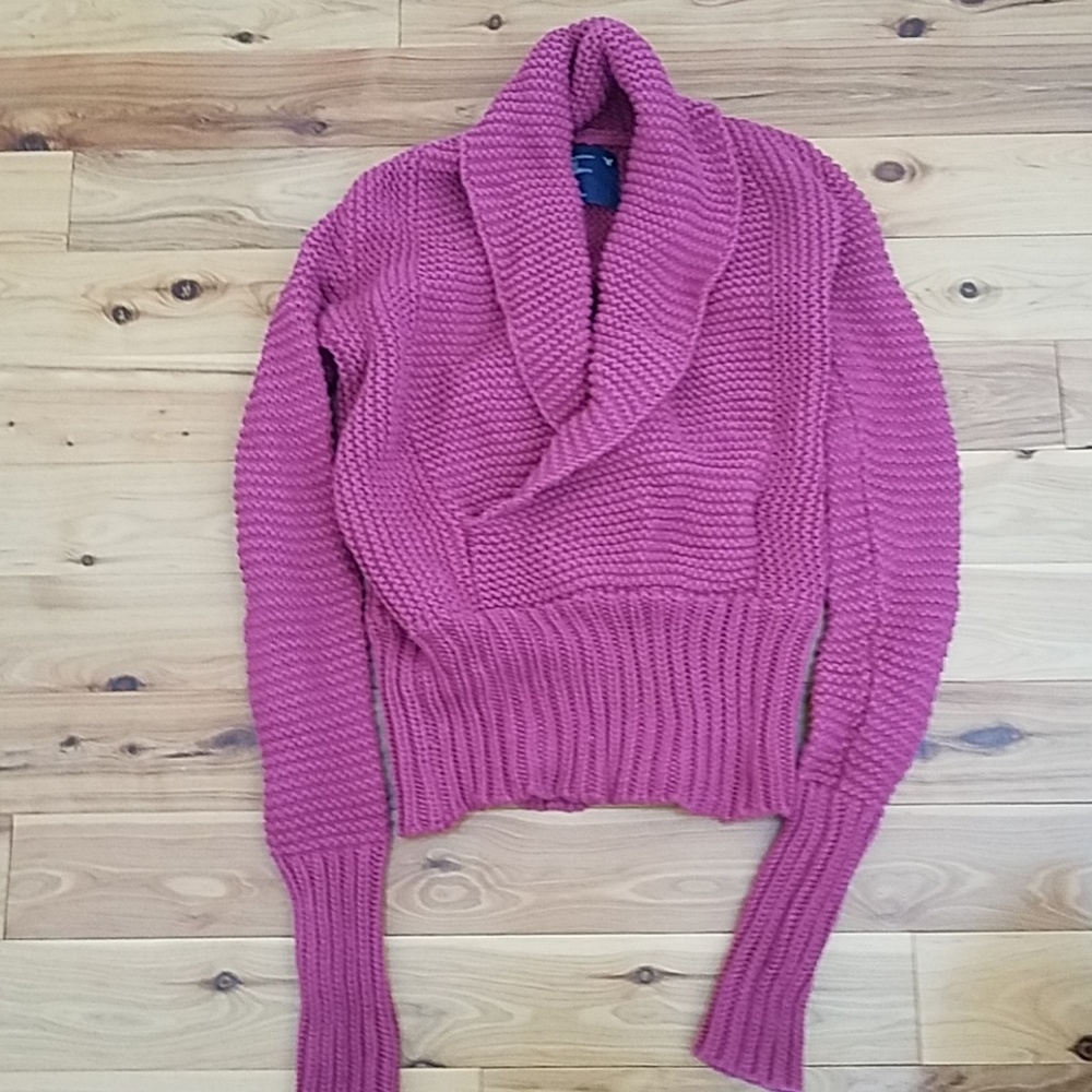 American eagle sweater